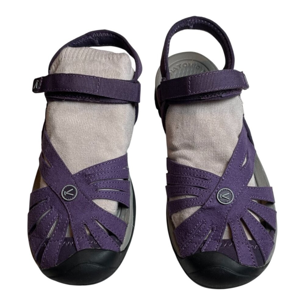 Keen closed toe, purple sandal with heel strap and velcro closure 9.5